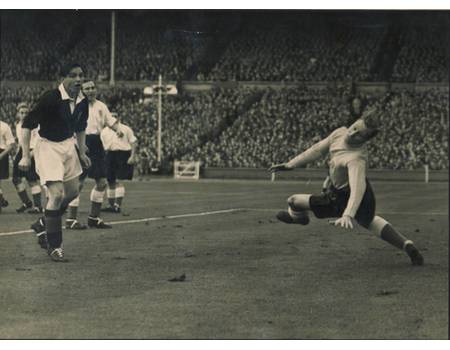 ENGLAND V SCOTLAND 1951 FOOTBALL PHOTOGRAPH - JOHNSTONE SCORING FOR SCOTLAND