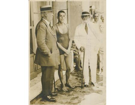 ALBERTO ZORRILLA (ARGENTINA) 1929 SWIMMING PRESS PHOTOGRAPH - FIRST SOUTH AMERICAN OLYMPIC SWIMMING GOLD MEDALLIST