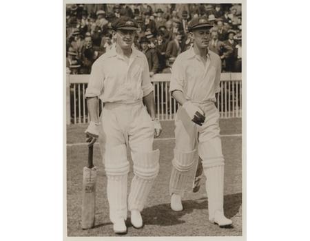 STAN MCCABE & BILL BROWN 1934 (AUSTRALIA) CRICKET PHOTOGRAPH