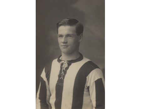 STAN CHARLTON (EXETER CITY & CRYSTAL PALACE) FOOTBALL POSTCARD