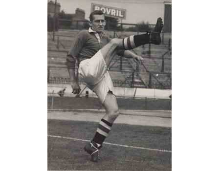 ROY BENTLEY (CHELSEA) 1953 FOOTBALL PHOTOGRAPH