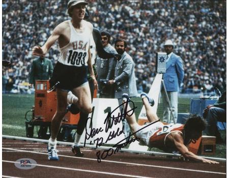 DAVE WOTTLE 1972 SIGNED PHOTOGRAPH