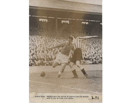 BARNSLEY V NEWCASTLE UNITED 1945-46 FOOTBALL PHOTOGRAPH - GEORGE ROBLEDO