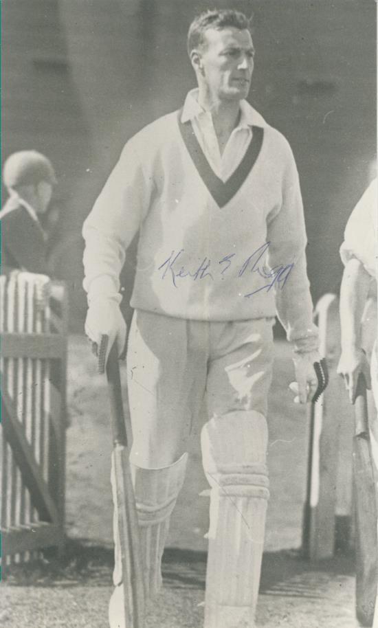 KEITH RIGG (AUSTRALIA) SIGNED CRICKET PHOTOGRAPH Photographs of