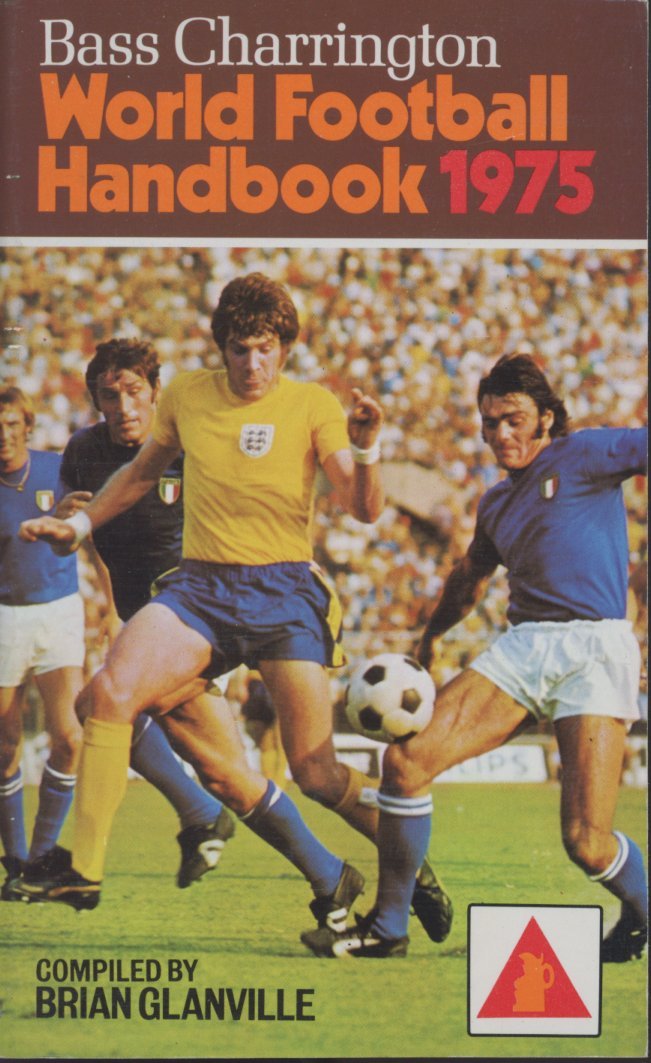 WORLD FOOTBALL HANDBOOK 1975 Football Annuals & Periodicals